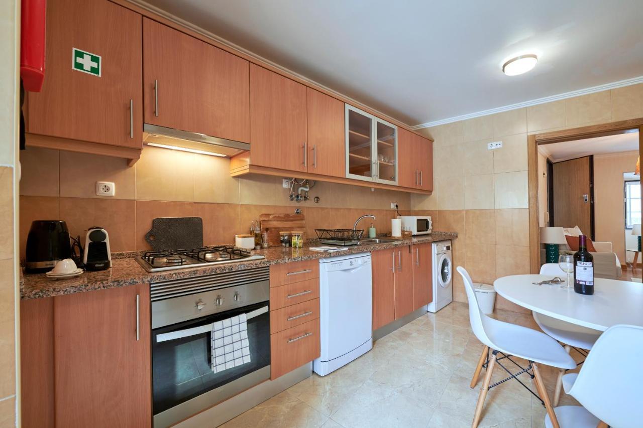 ליסבון Spacious And Renovated Apartment With Amazing Patio, By Timecooler מראה חיצוני תמונה